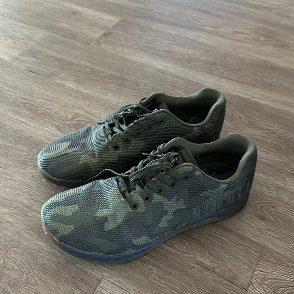 Nobull platform lifting shoes